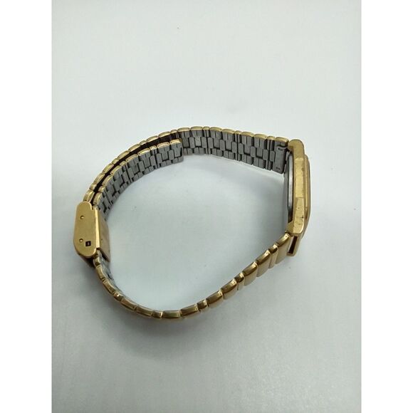 Bill Blass Ladies Vintage Black Face Watch - Picture 3 of 15